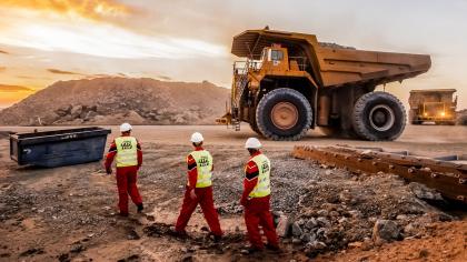 La dependencia de las materias primas es profunda. Los países en desarrollo deben añadir valor para invertir la tendencia