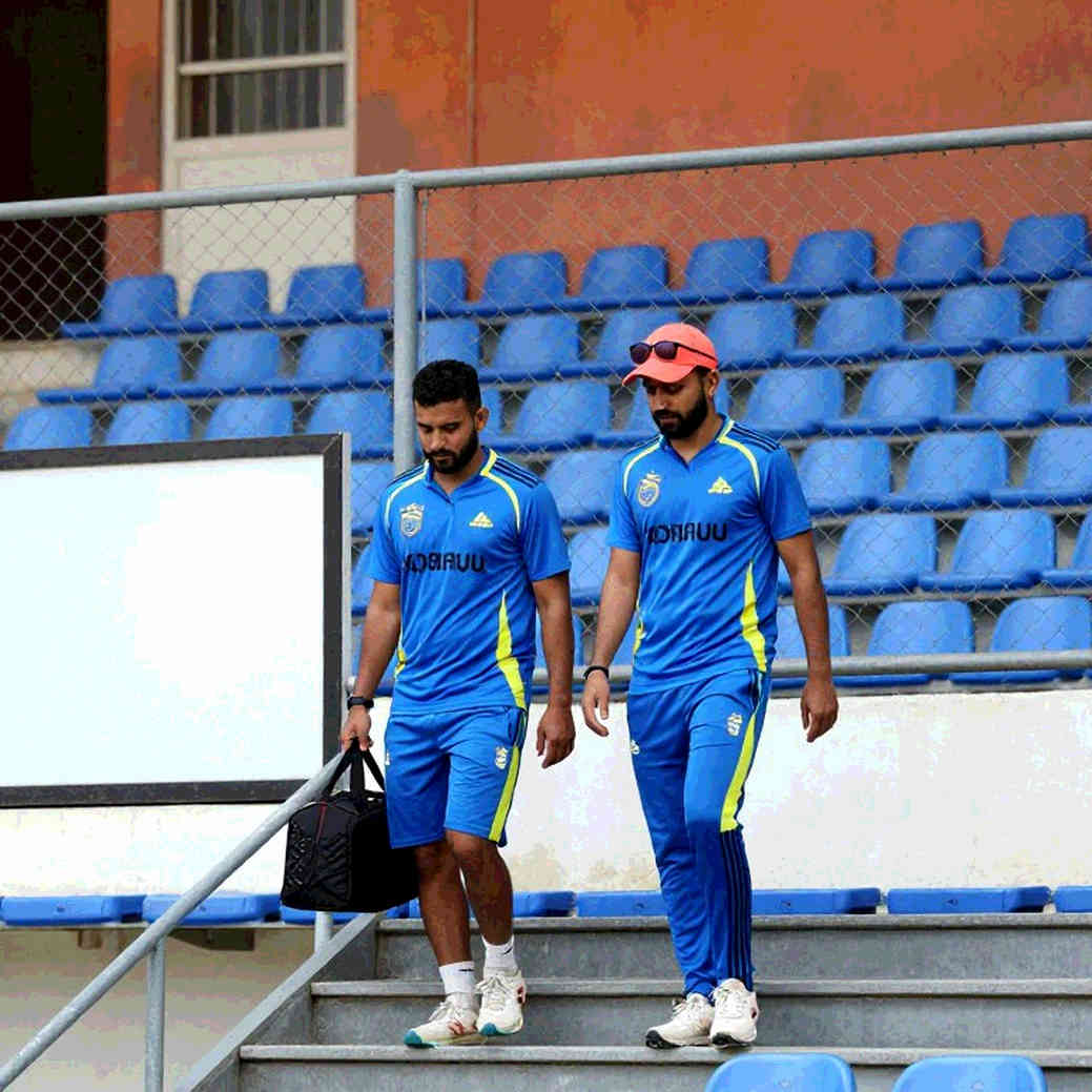 যে কলামটা সম্প্রচারে ছিল না: নারী এশিয়া কাপের নেগেটিভ স্পেসে শ্রীলঙ্কার ট্রফি