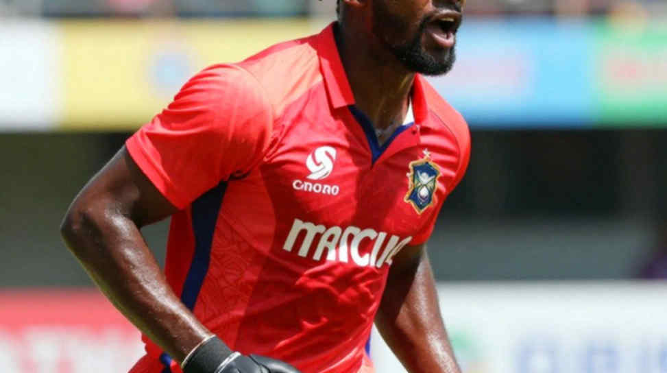 চারটি সেঞ্চুরি, একটি বেল্টার আর টপ-অর্ডারের নীরবতা: হায়দরাবাদের সেই রাত