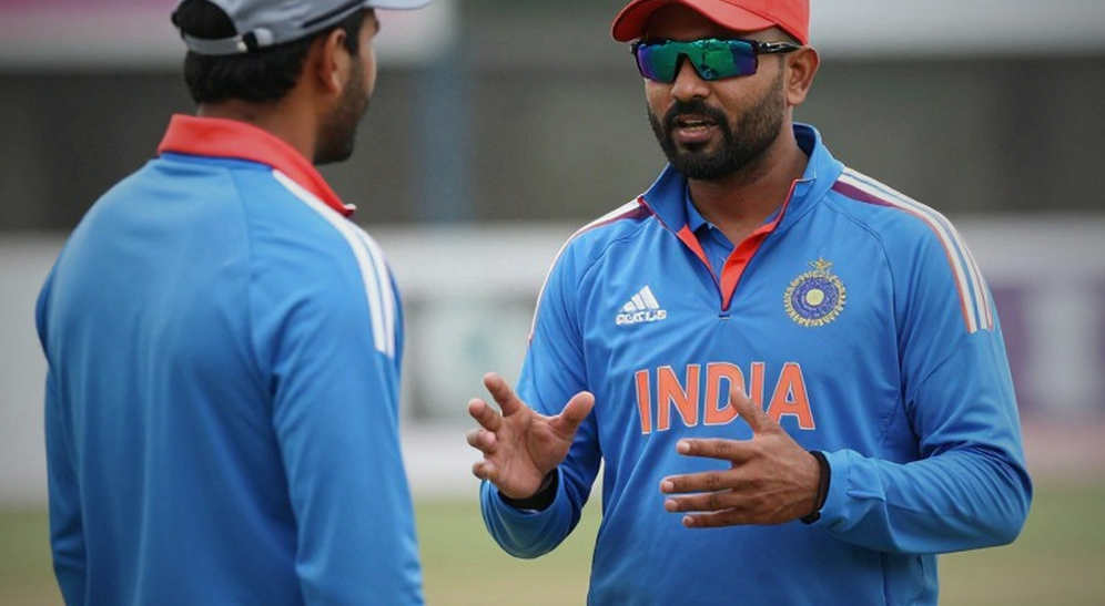 The Silent Erosion of Dot Balls: A Data Autopsy of Bangladesh's ODI Middle Overs