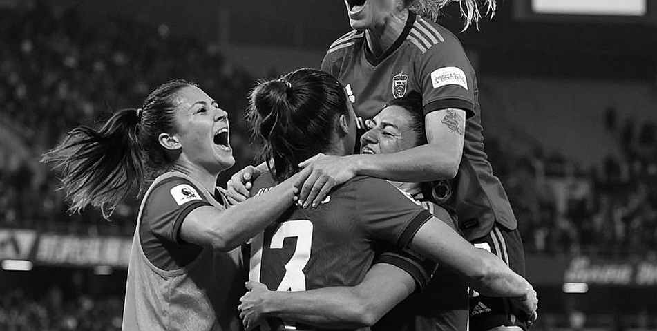 A Camp to Rebuild Connections: Emma Hayes' 26-Player Roster and the New USWNT Balance A Camp to Rebuild Connections: Emma Hayes' 26-Player Roster and the New USWNT Balance