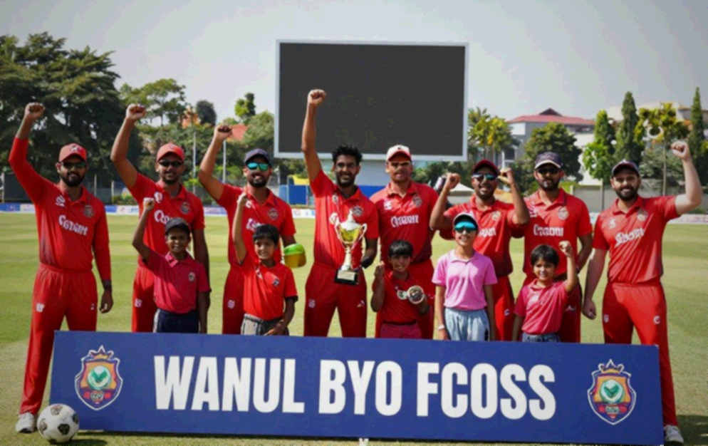 ৫ কোটি টাকার দাবি: কোহলির আশ্রম সফর নিয়ে যে অডিট এখনো বাকি