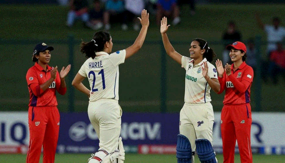 শামির প্রত্যাবর্তন ও গম্ভীরের তথাকথিত 'বাধা': একটি অসূত্রিত ব্লগ-দাবি কীভাবে জাতীয় শিরোনাম হয়ে উঠল